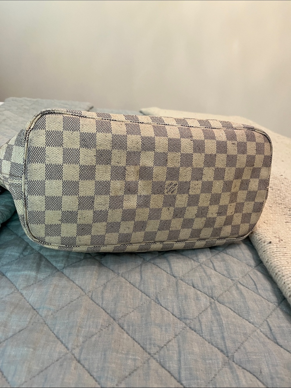 Louis Vuitton Neverfull-Authentic - Picture 5 of 6
